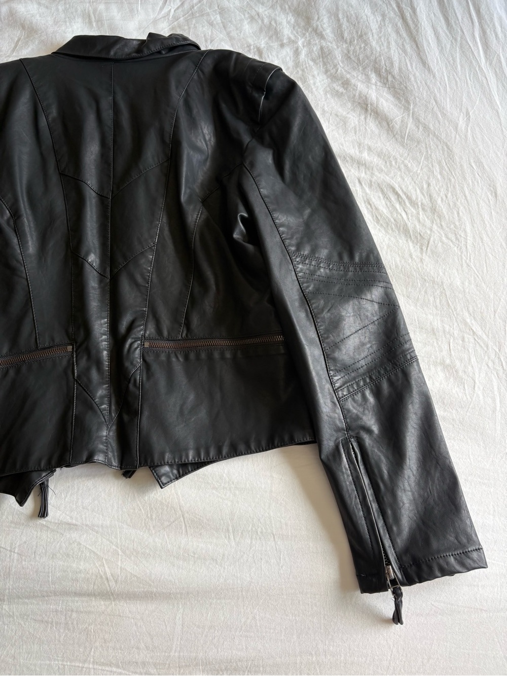 [BLANKNYC] Black Vegan Leather Asymmetrical Moto Jacket - Size XL - Picture 11 of 13